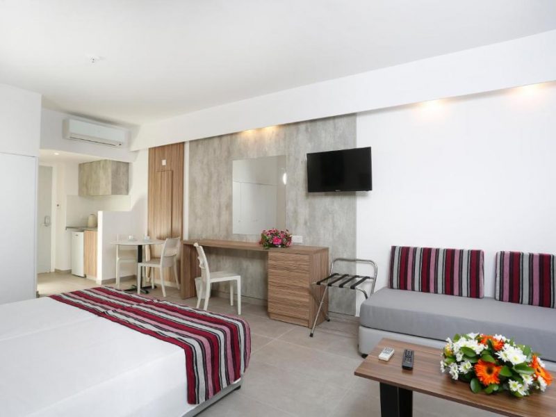 Studio with Garden View (2 Adults + 1 Child) (Non Refundable rate/room only)
