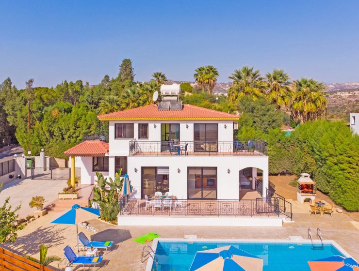 Fivos Villa