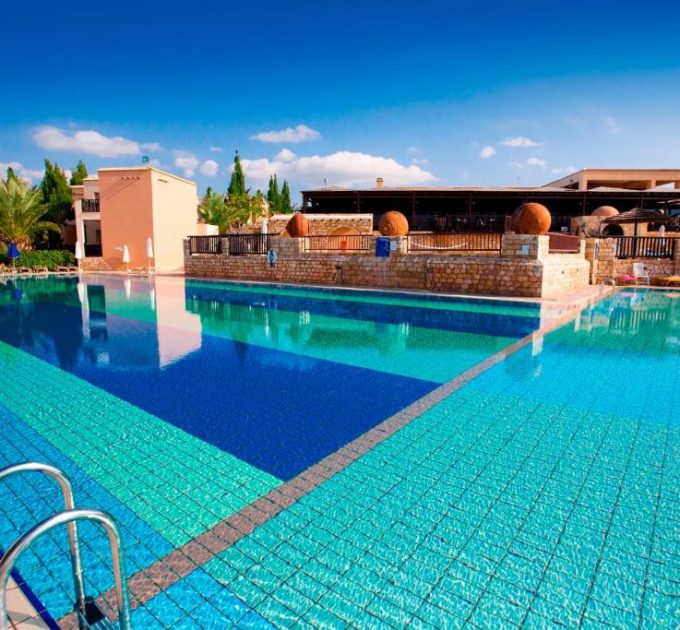 Akteon Holiday Village