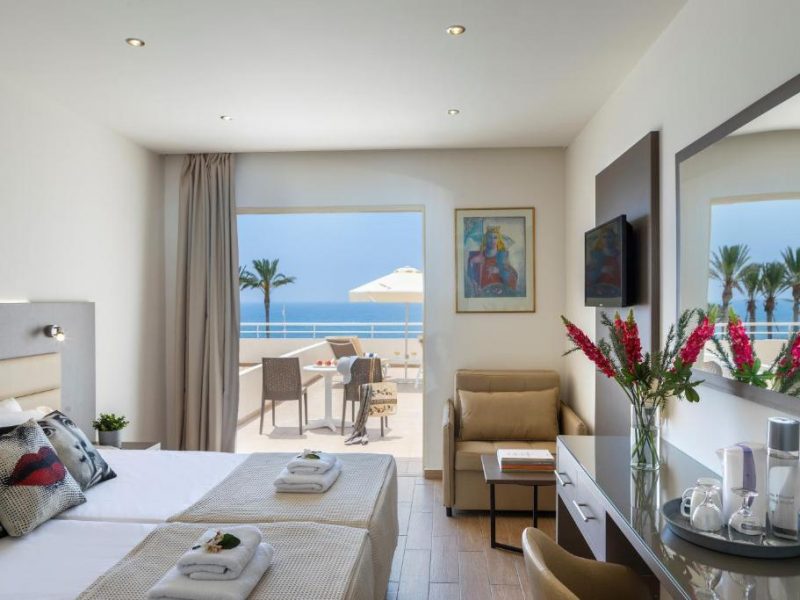 Superior Twin Room with Sea View