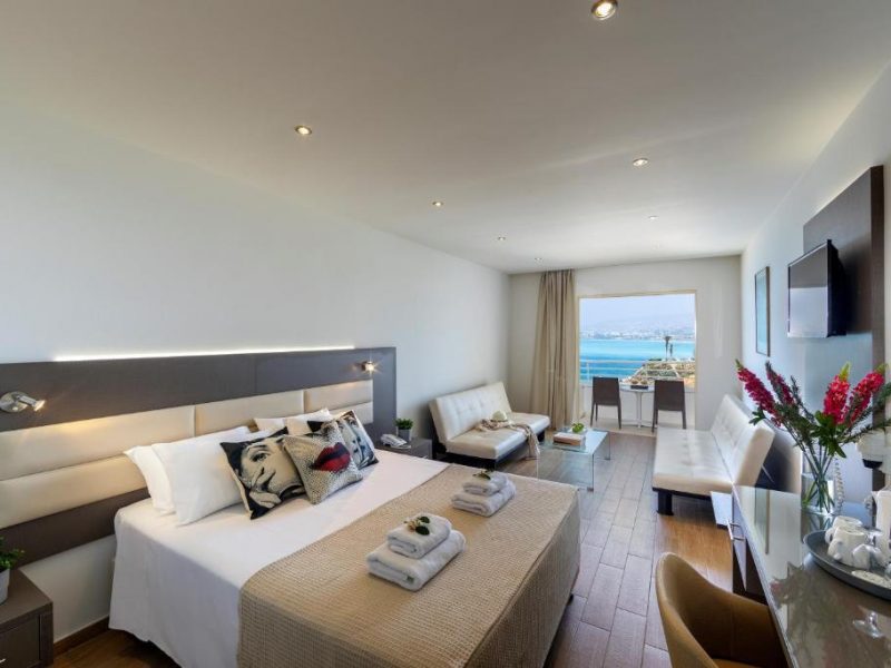 Family Room with Inland View (2 Adults + 2 Children)