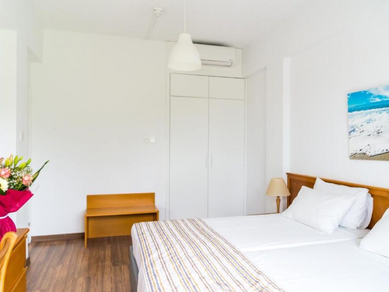 One-Bedroom Apartment with Side Sea View (Non Refundable rate/room only)