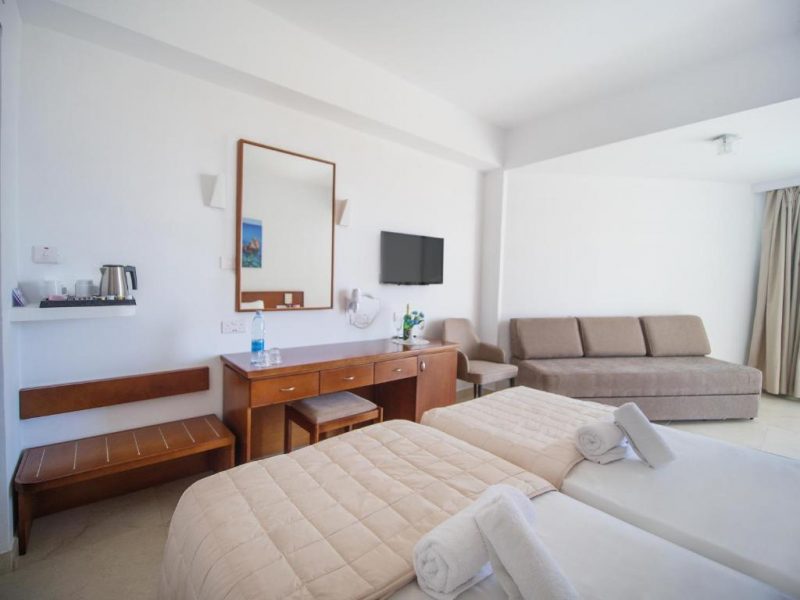 Standard Room with Pool View (Non Refundable rate/room only)