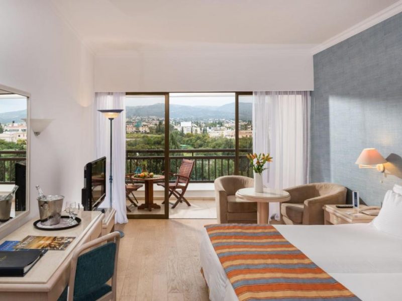Double or Twin Room with Mountain View (Non Refundable rate/room only)
